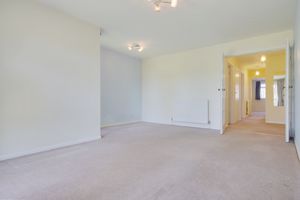 Lounge/Diner- click for photo gallery